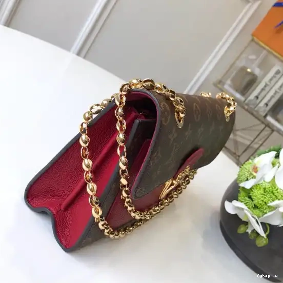 Louis VICTOIRE Vuitton 0505